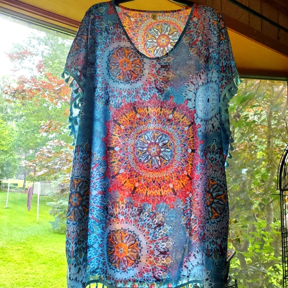 Yincro colorful patterned shirt size C(large)